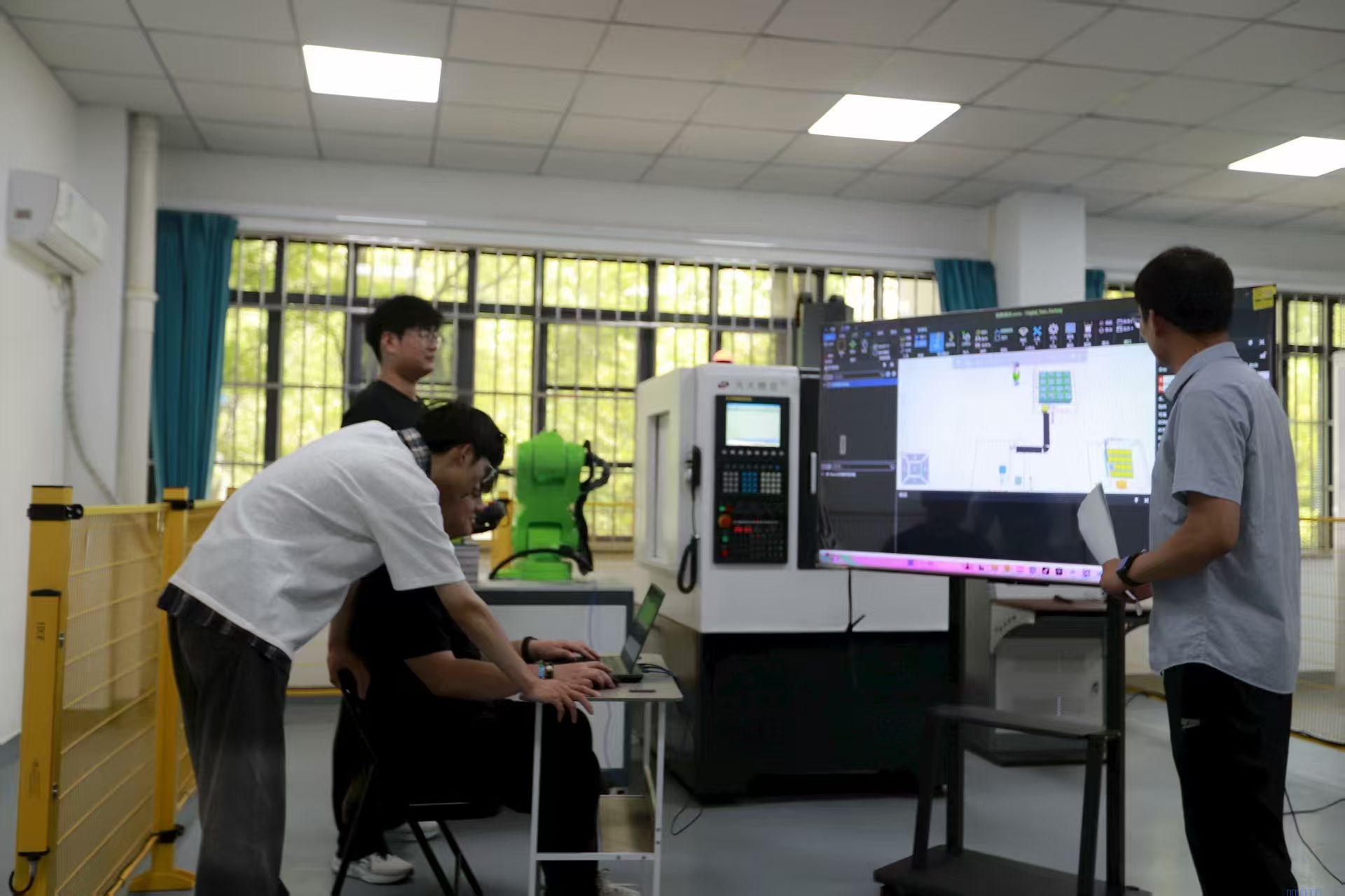 欢迎报考!我校新增3个本科专业，聚焦工业控制计算机及系统制造新赛道的战略布局